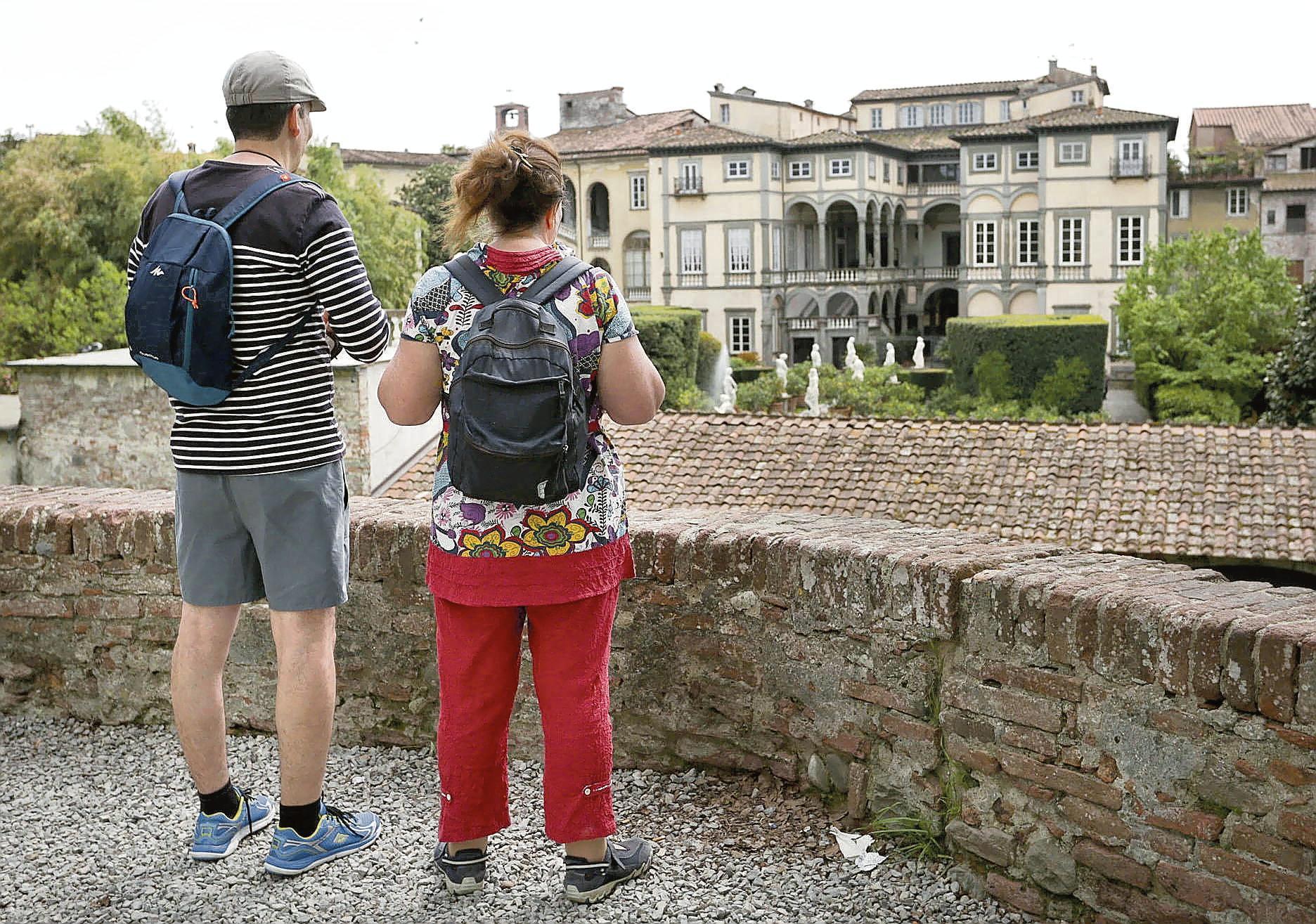 Turismo, a giugno presenze in calo del 92%. Ma a luglio e agosto il trend è in crescita 