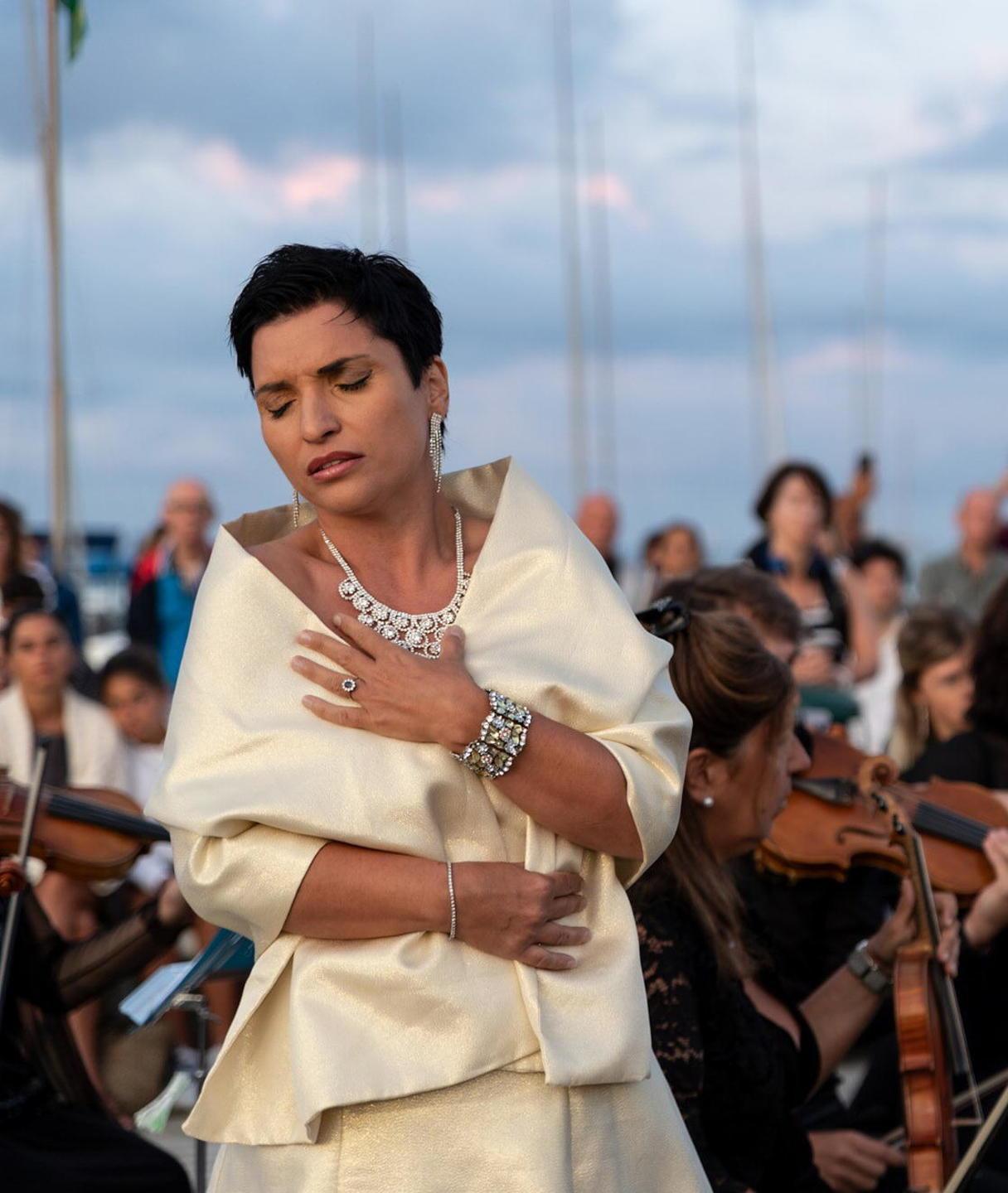 Concerto all’alba sul pontile per festeggiare il Ferragosto