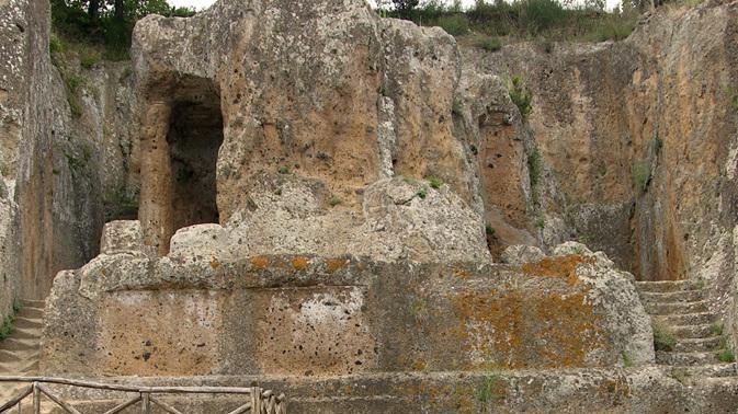 Sovana, Vitozza, Sorano Incanti scolpiti nel tufo da oggi tutti da esplorare