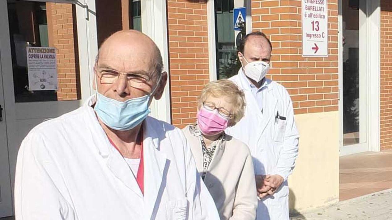 L’appello del prof ai giovani rientrati dai Paesi esteri: «Fate i tamponi»