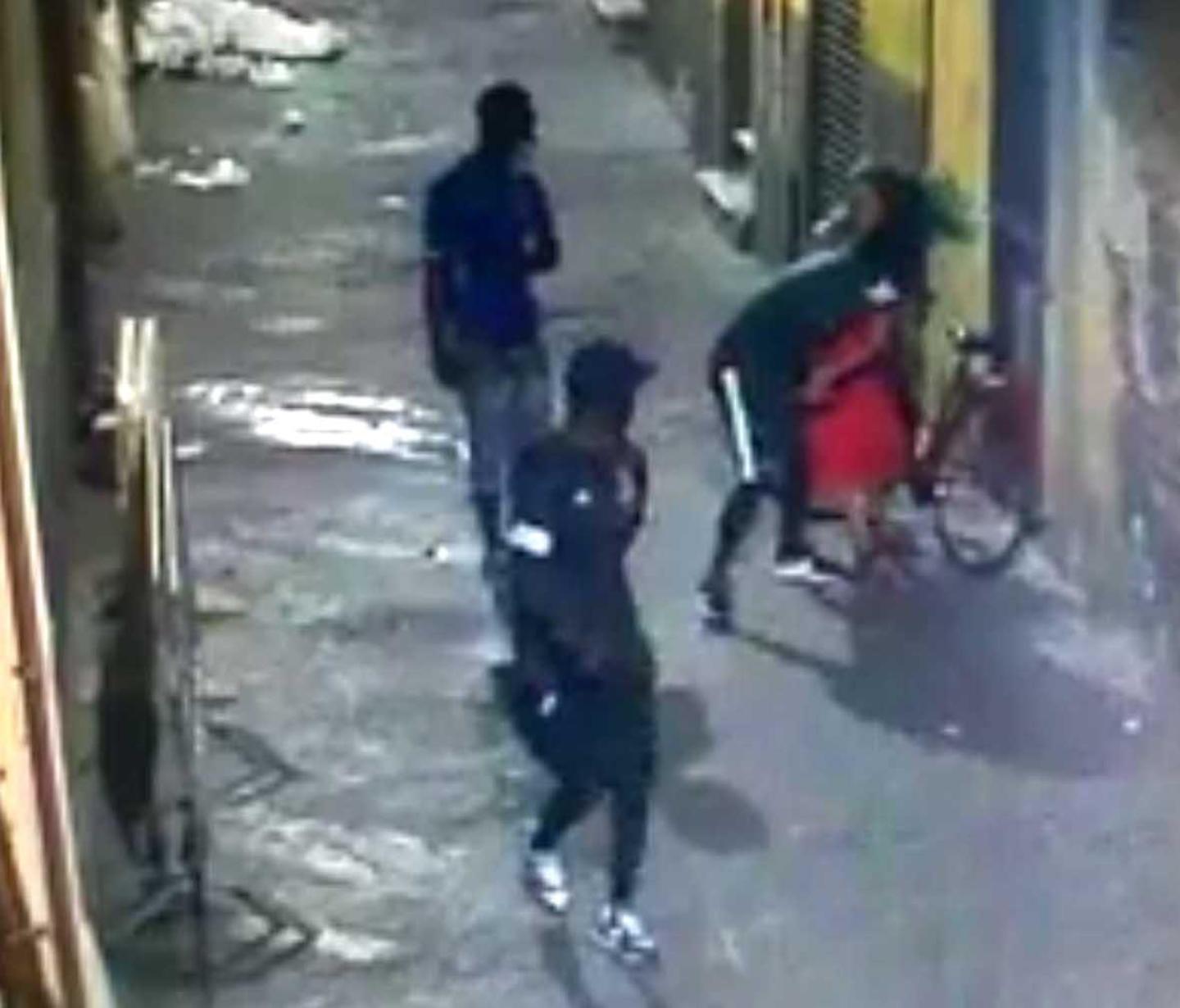 Assalto in via Notari: denunciato il terzo autore