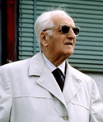 Il sindaco ricorda il genio di Enzo Ferrari