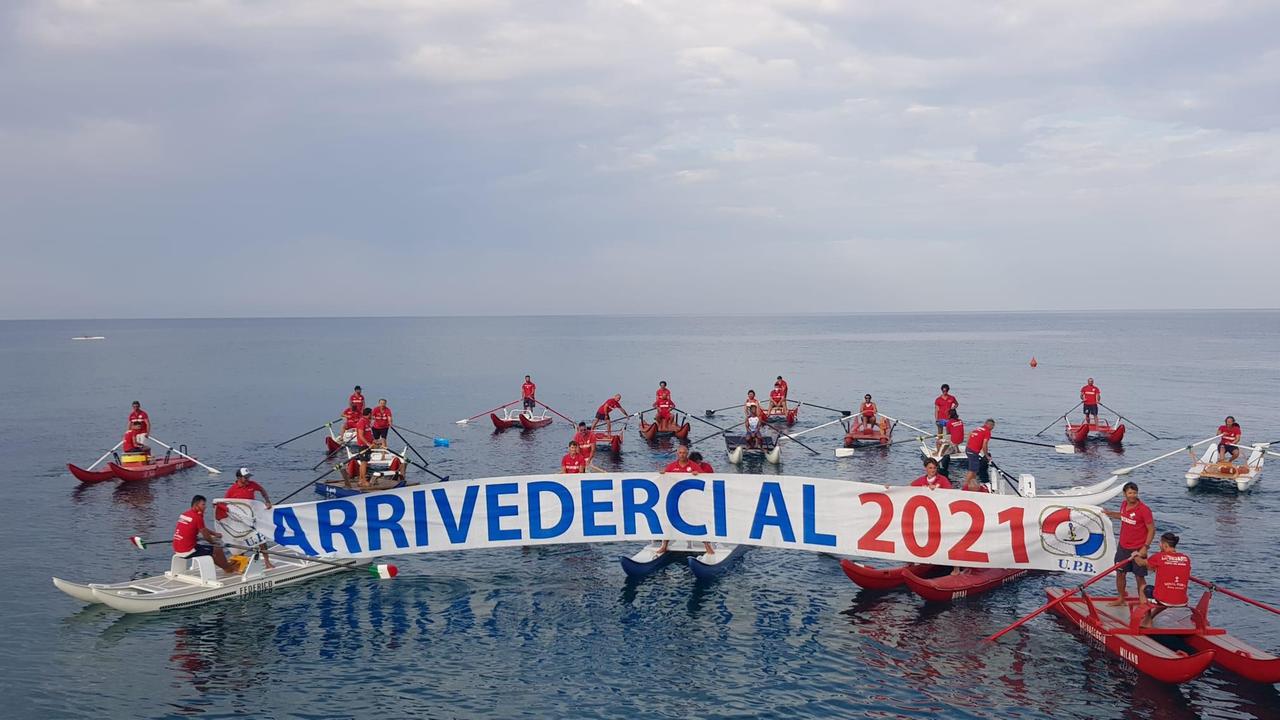 Palio dei bagni rinviato per il covid, il saluto degli equipaggi