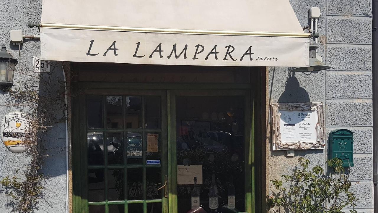 Il ristorante "La Lampara" di via Roma