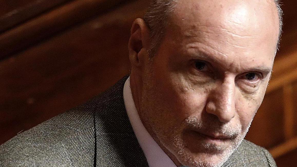 La Consulta respinge il ricorso presentato dal senatore De Falco