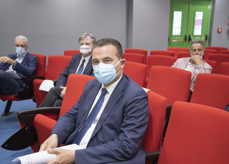 Niente quarantena in attesa del test