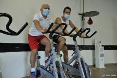 Il preparatore atletico del Volley Tricolore al lavoro con un atleta