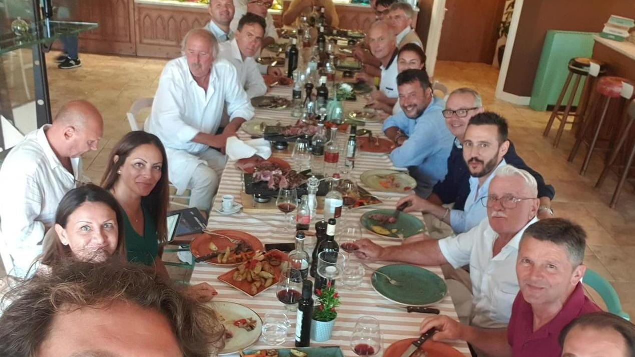 Salvini in visita al caseificio Busti