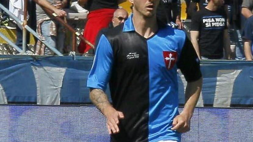 Pisa, solo per la maglia... si soffre a Ferragosto La seconda? Rossa o bianca