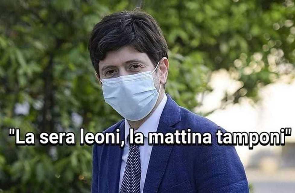 Regole più rigide con il ritorno dei contagi scatta la stretta sui rientri e le discoteche 