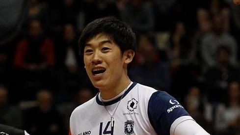 Ishikawa, Patry, Maar il trio di palla alta