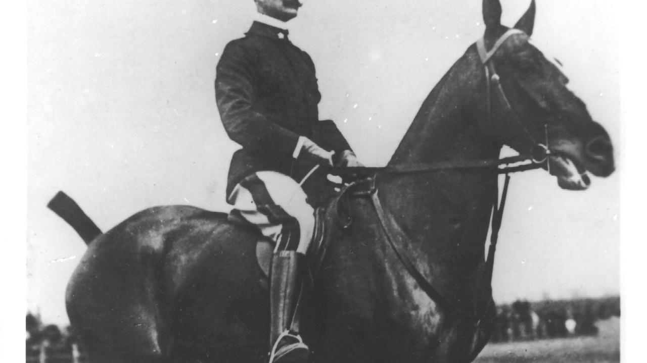 Il capitano Federico Caprilli, livornese, classe 1868