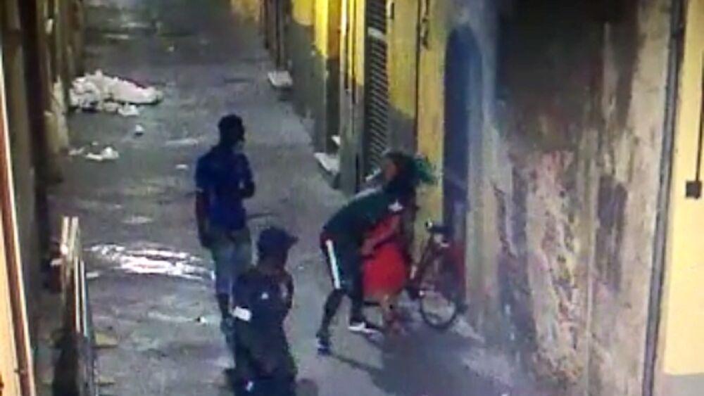 La rapina in via Notari: uno dei tre è stato arrestato di nuovo