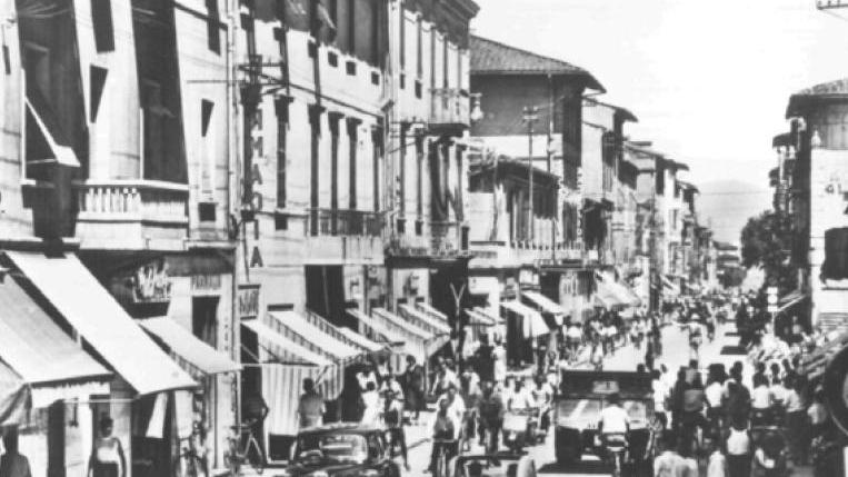 Corso Italia, la quotidianità riporta agli anni Cinquanta
