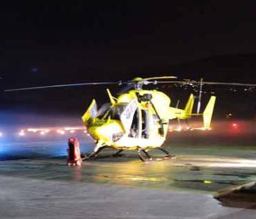 Si tuffa in mare nella notte, rischia la paralisi 
