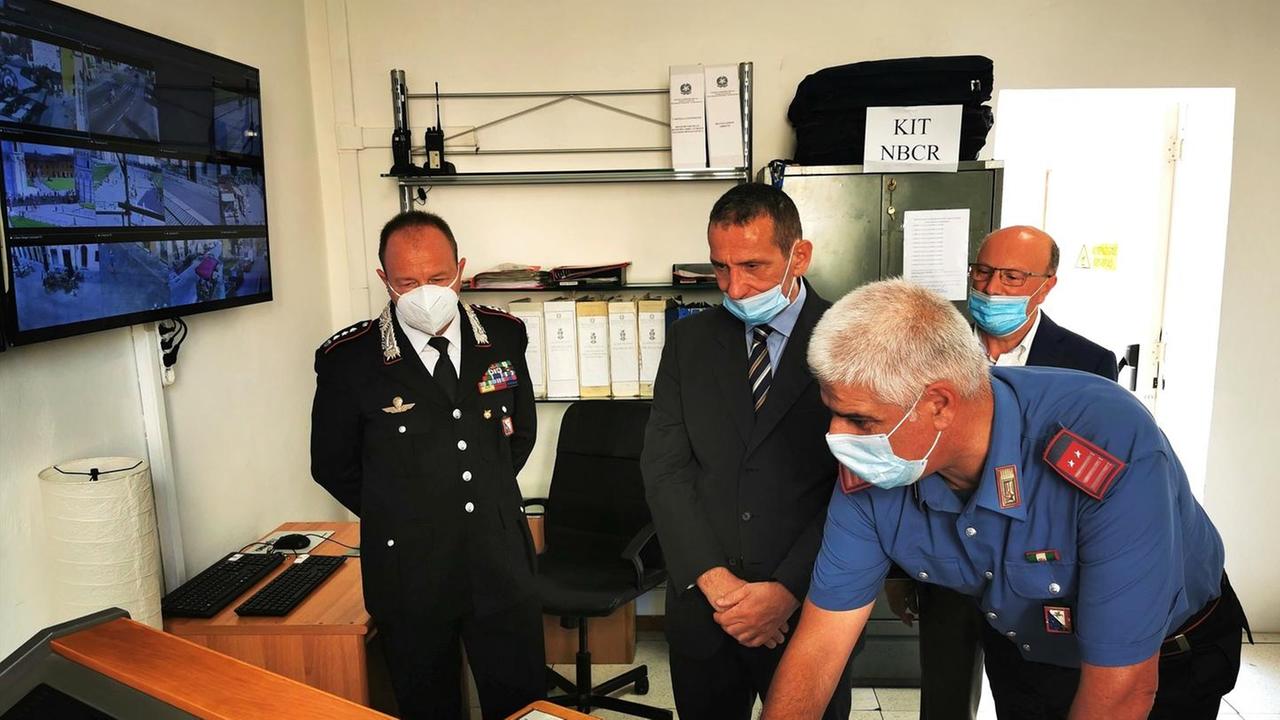 La visita del prefetto nelle centrali operative di chi è in prima linea
