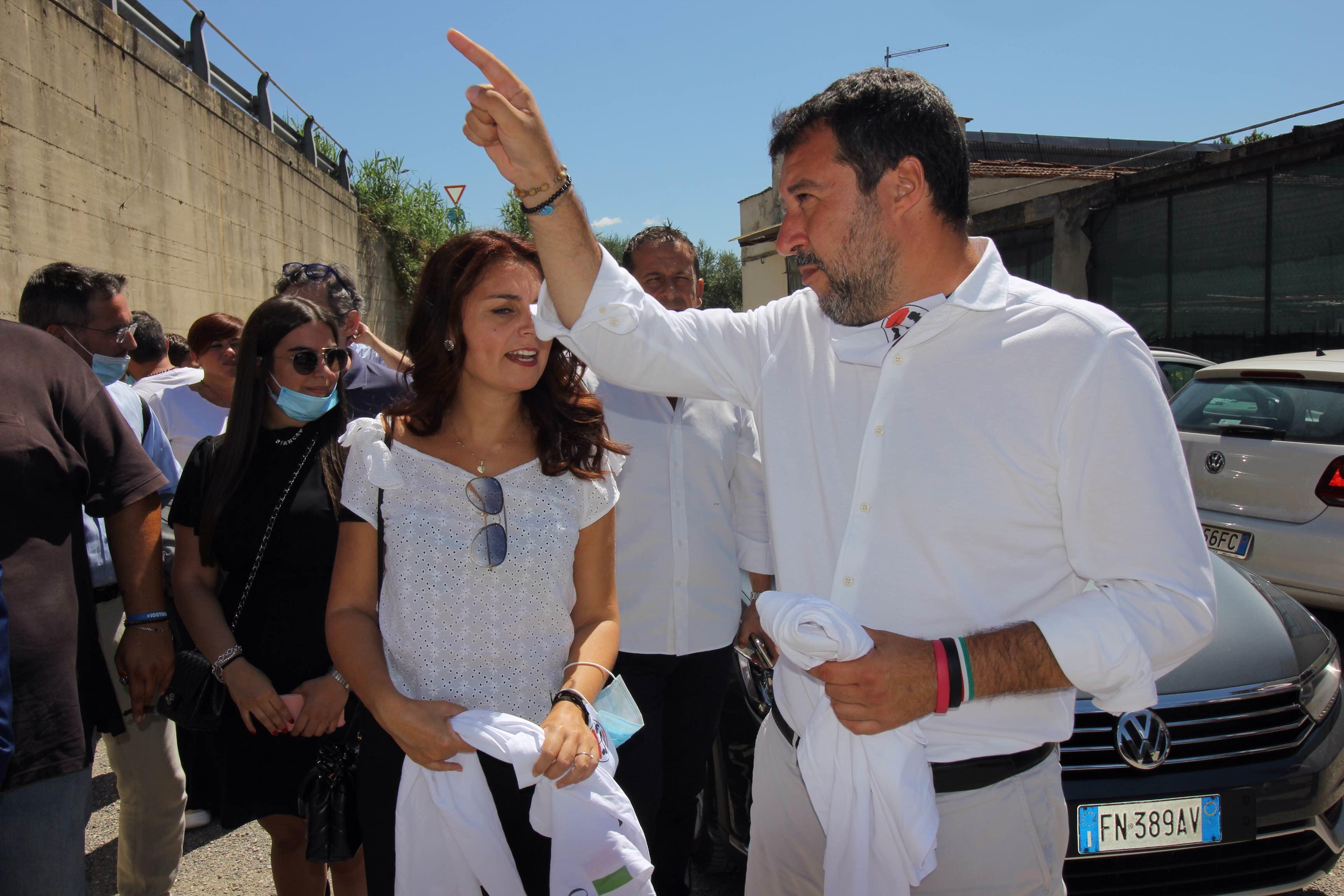 Matteo Salvini, segretario della Lega, durante la visita a Prato