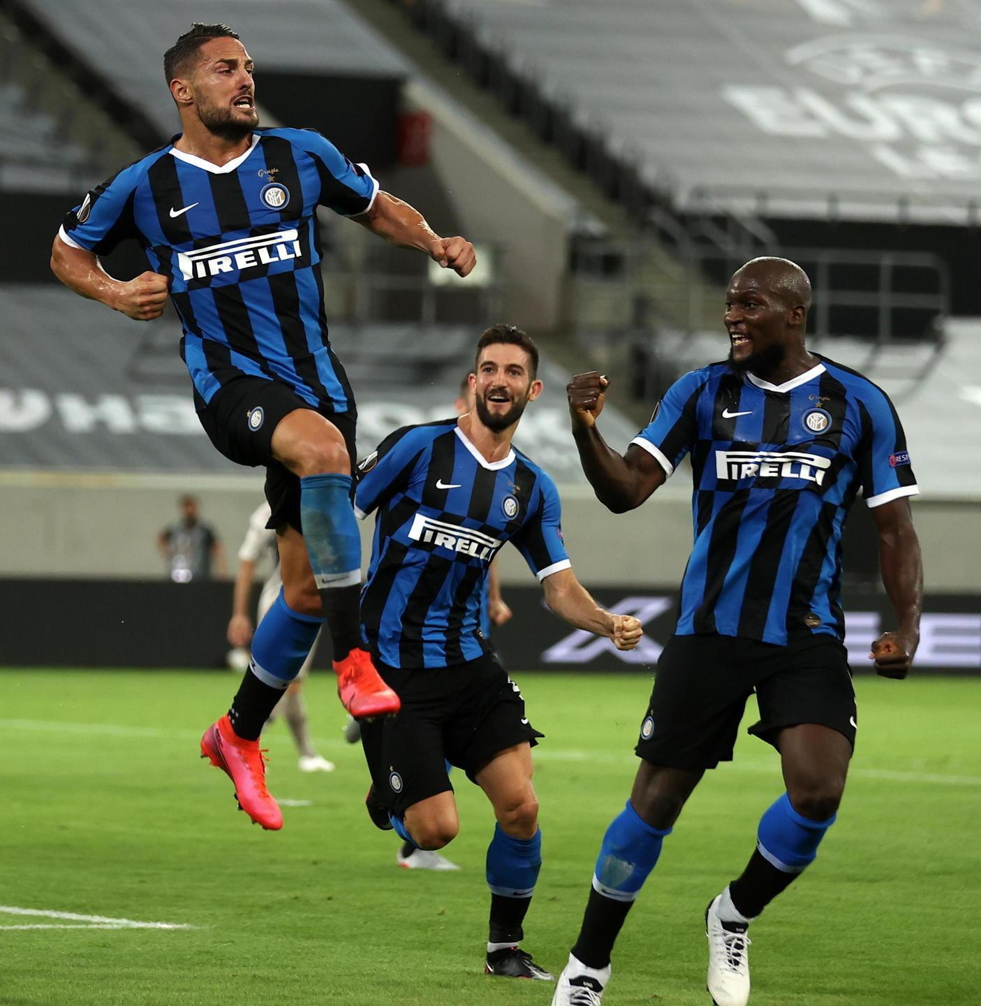 Ma che Inter: attesa, stoccata e “manita” Shakhtar asfaltato e finale col Siviglia 
