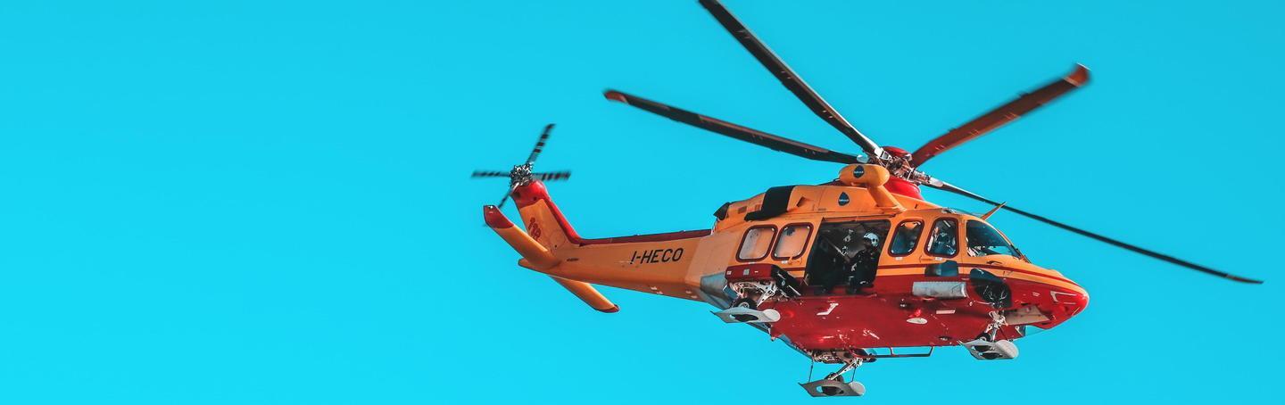 Cadono dalla bici Grave un 44enne, soccorso un bimbo 