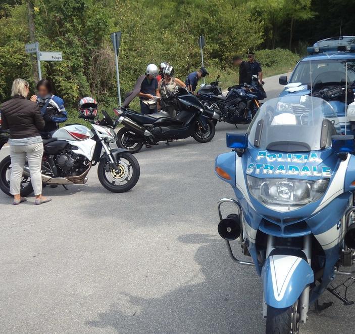 Montagna presa d’assalto controlli a tappeto sulle moto