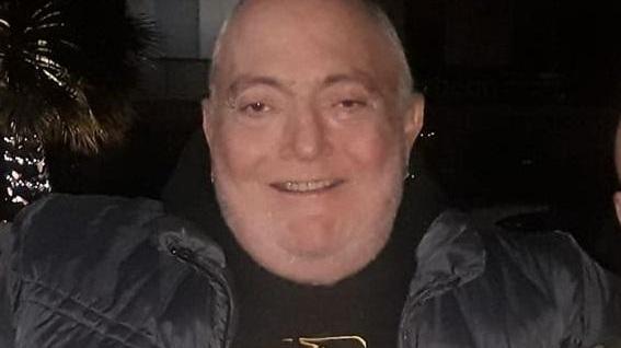 Mario Cialdini, 55 anni, morto il 18 agosto nel bagno della sua abitazione, in via del Corallo