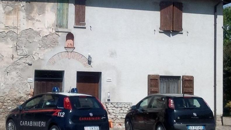 Vignola. Rapinano una donna con l'aiuto del fidanzato