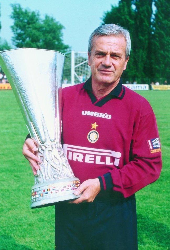 L’ultimo ad alzarla fu Gigi: quella Coppa la vinse prima di entrare in campo 