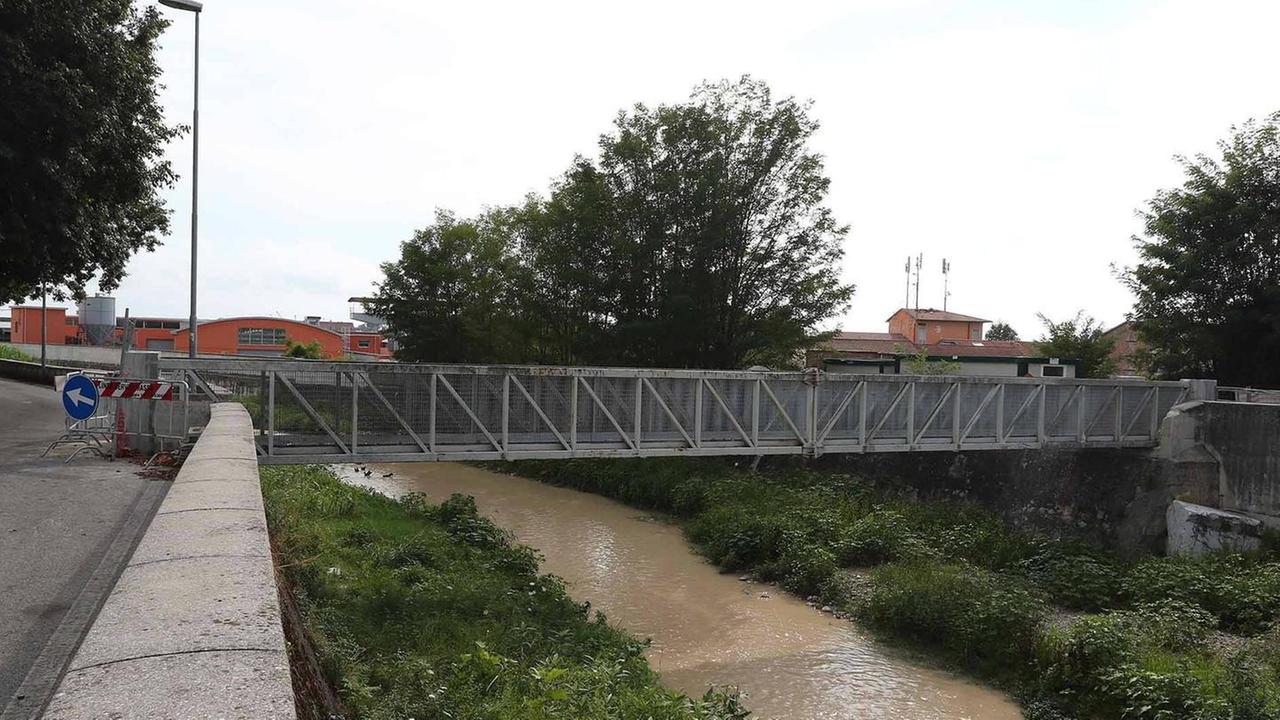 Ponte di Avenza chiuso per i lavori da lunedì prossimo