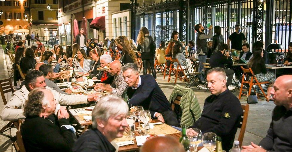 Tre serate di movida senza correre rischi con i “Tavolini sotto alle stelle” in centro