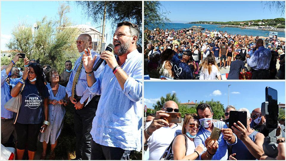 Matteo Salvini ieri ai Bagni Graziella a Caletta, accanto a lui il consigliere regionale Roberto Biasci. A fianco la gente che lo ascolta e il leader leghista mentre fa un selfie con alcuni presenti