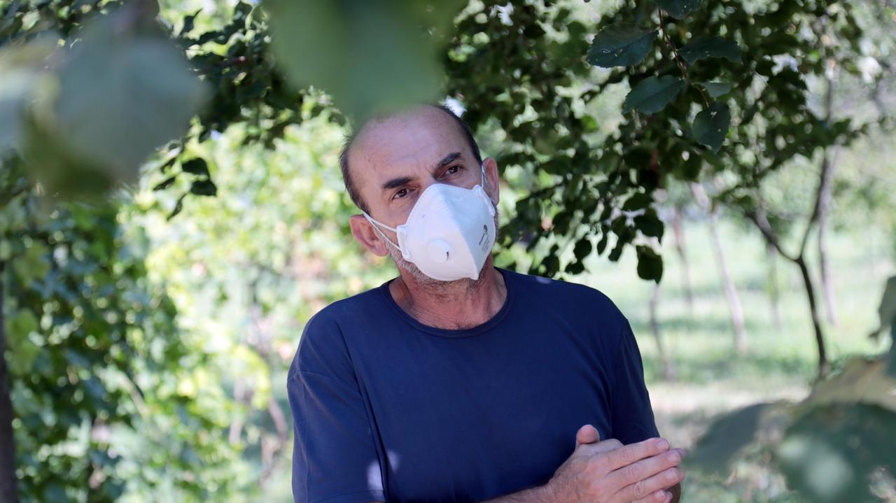 Modena, i vicini dell'azienda Hombre: «Fate presto, ho tre asmatici in casa»