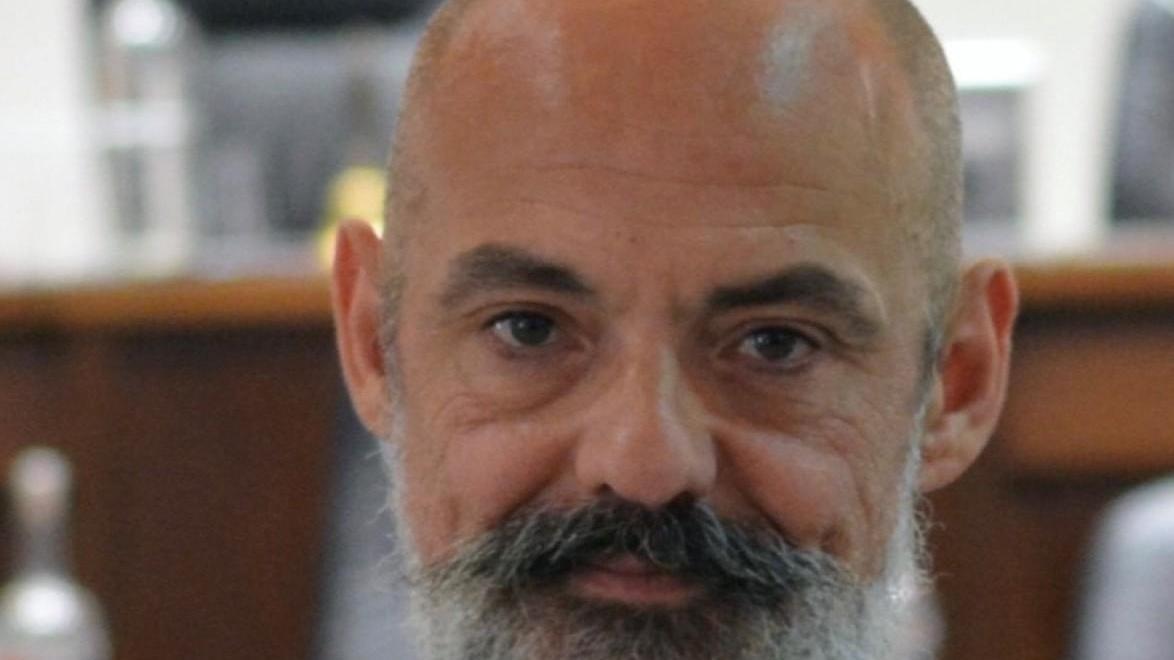 «No alla politica da bar, bisogna trovare soluzioni»