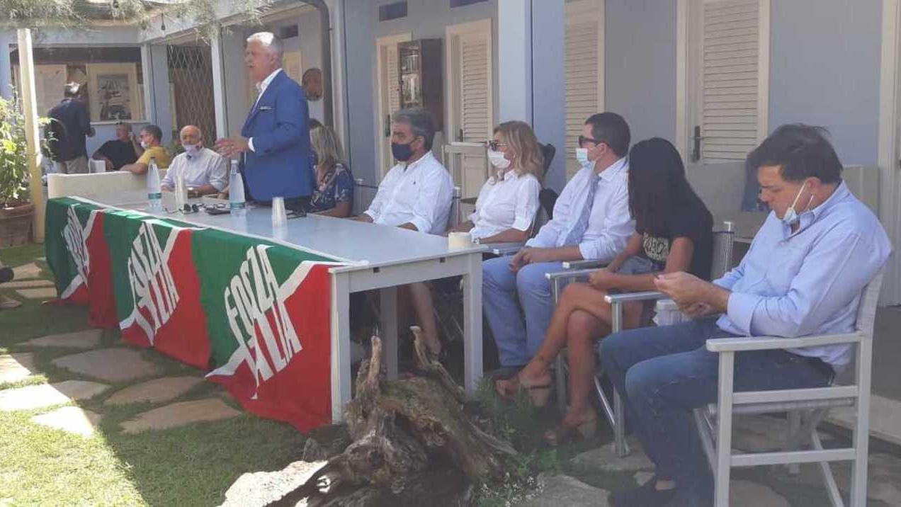 Forza Italia in Versilia punta su Grasseschi, Puccinelli e Nardini