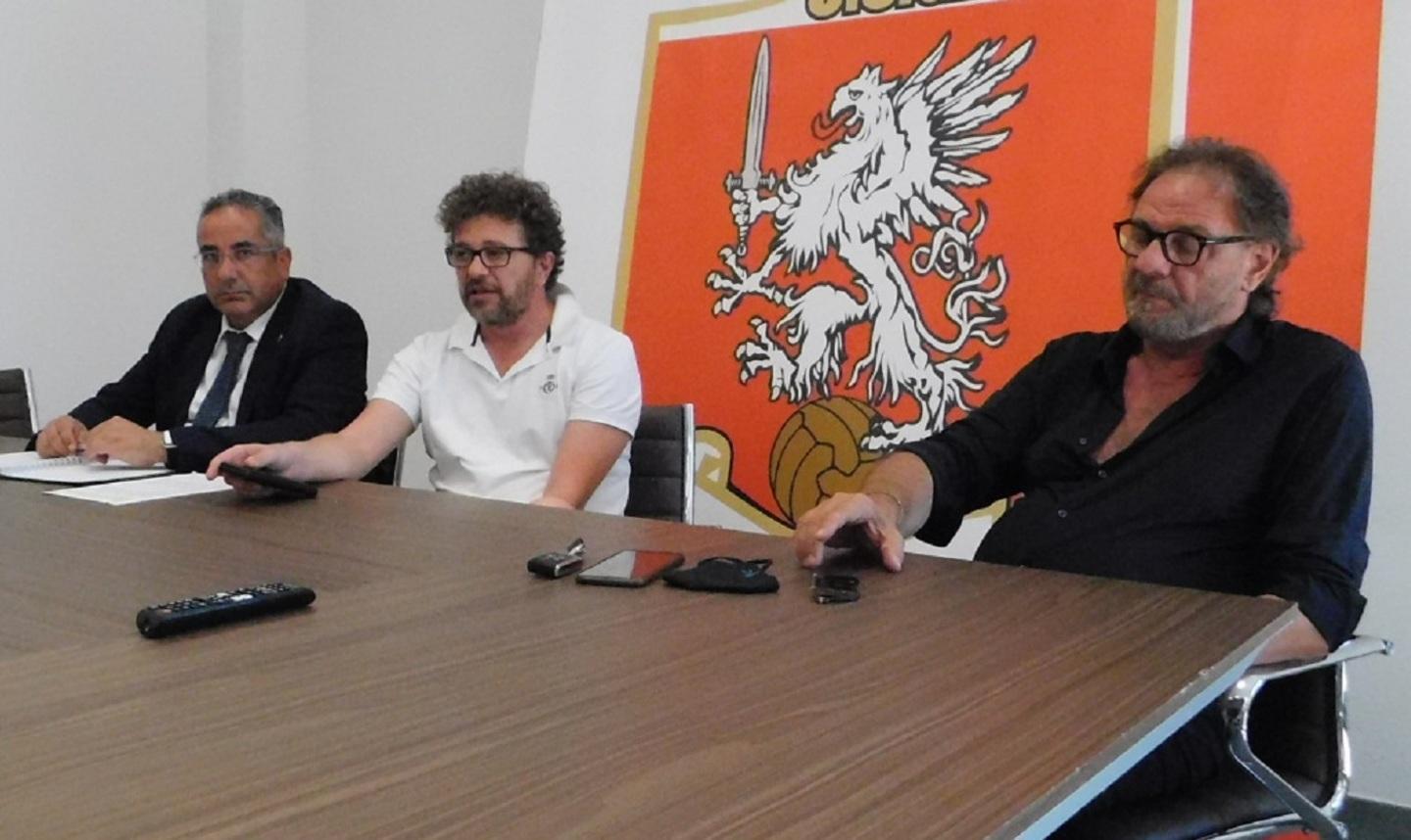 «Possibile che il calcio non interessi a nessuno qui in Maremma?»