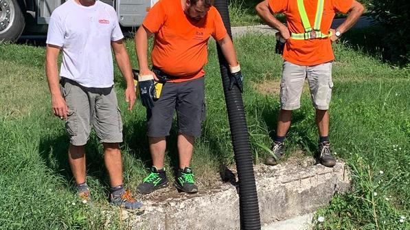 XII Morelli, il Gruppo Cavicchi fa ripulire a sue spese l’acqua del Salione