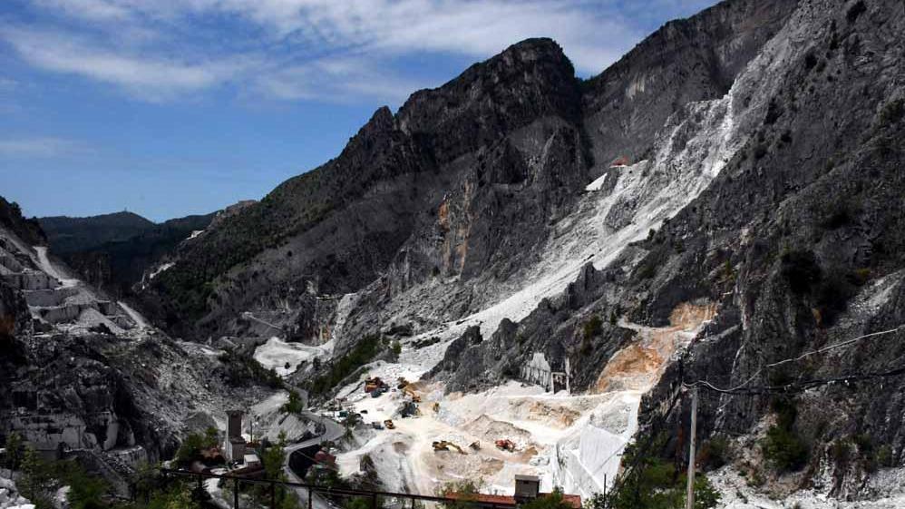 Marmo, tutti i valori medi e il totale della tassazione delle 81 cave attive