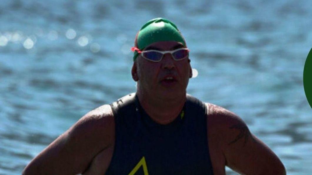 Thomas, 26 km a nuoto intorno all’isola del Giglio a favore del Dynamo Camp