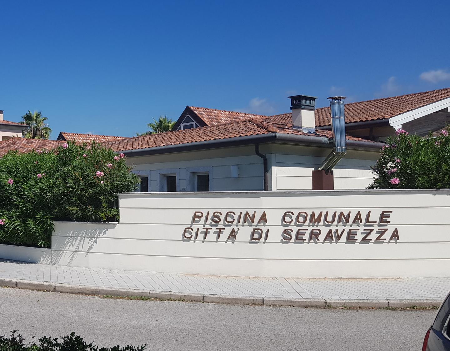 Slitta la riapertura della piscina «Serve più tempo per le norme covid» 