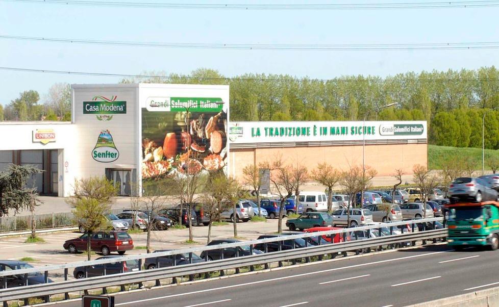 Ferrarini, le cooperative suonano la carica: «Siamo l’unica soluzione»