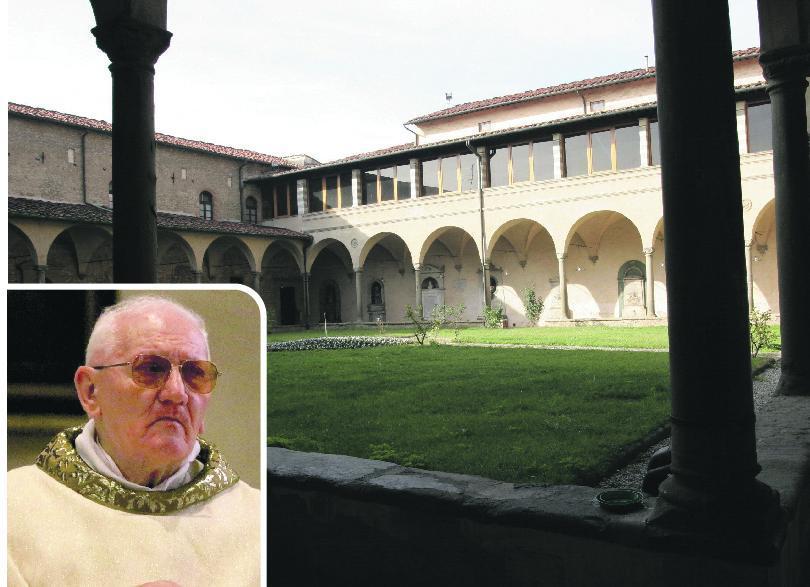 Sacerdote ustionato, è caduto nel falò che aveva acceso dietro la chiesa 
