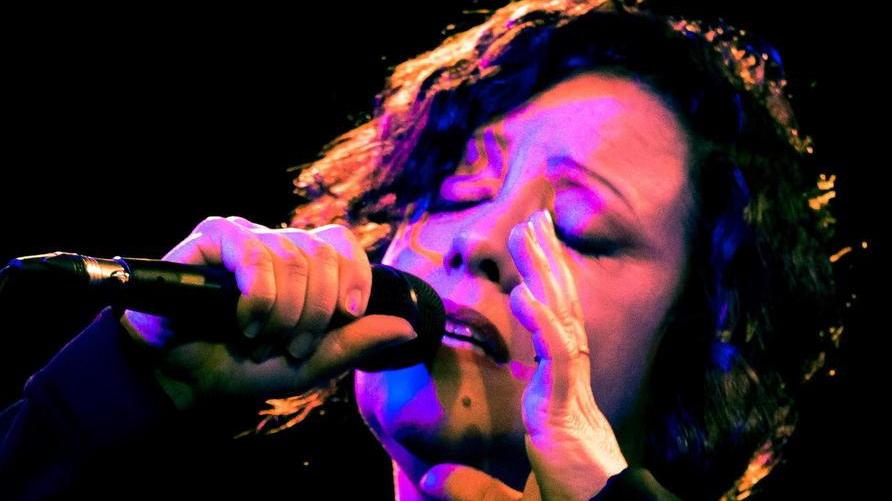 “The voice” in Maremma, Antonella Ruggiero apre il festival di Manciano