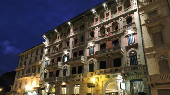 I riflettori di “Quattro hotel” si accendono sulla Versilia