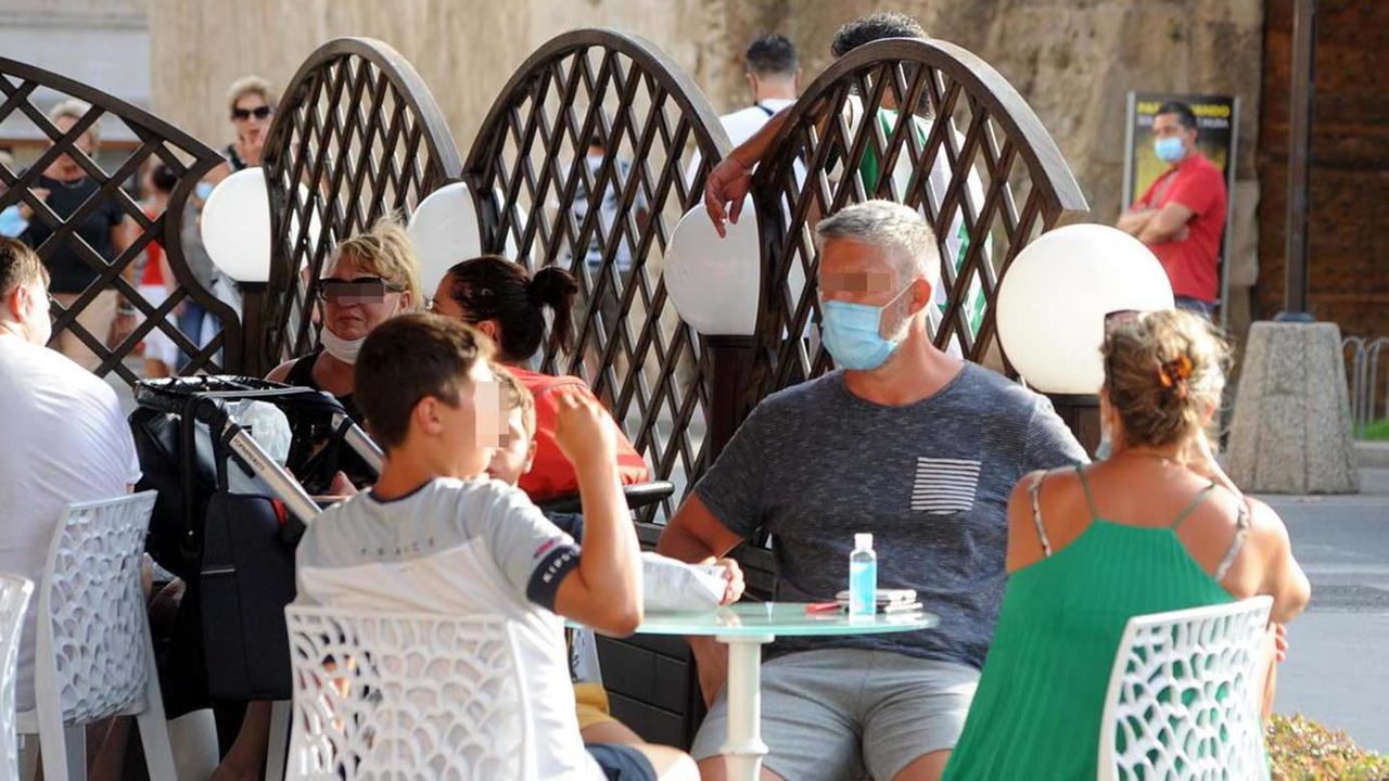«Ora c’è più responsabilità nell’indossare la mascherina»
