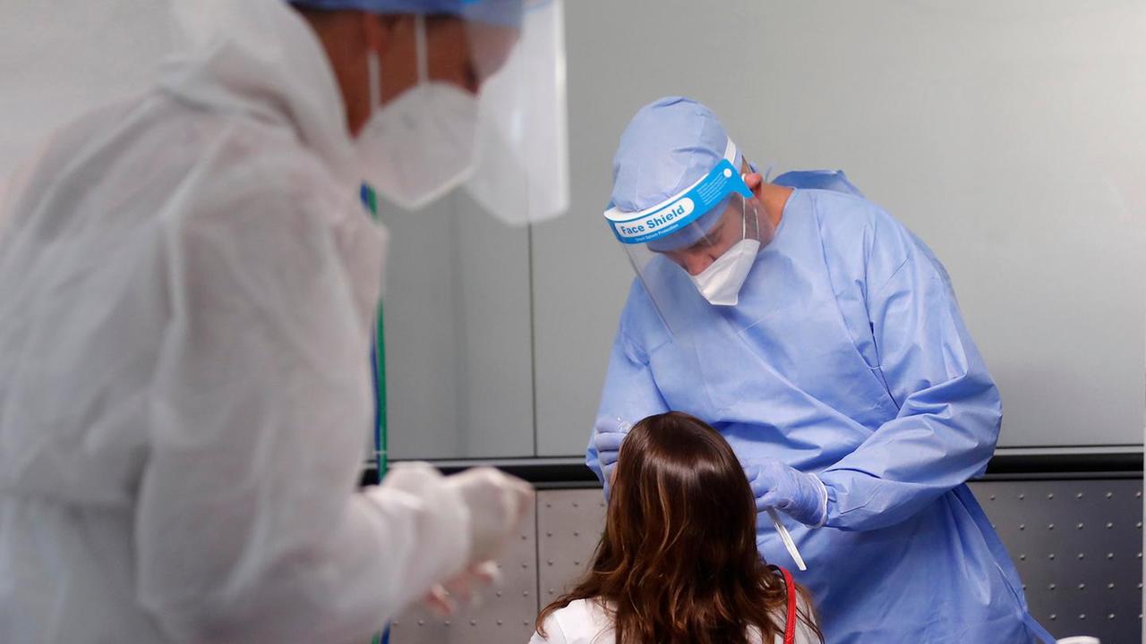 Il virus non si ferma, contagiate due bambine