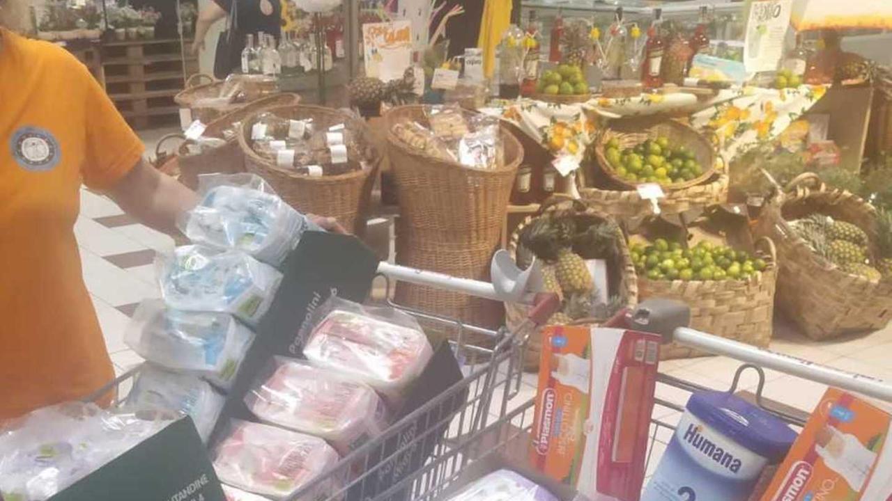 Niente Rca, fermi i veicoli degli aiuti alimentari