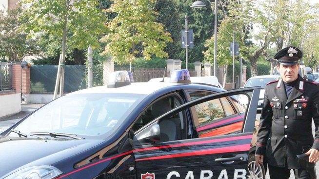 “Copre” i borseggiatori Trentenne denunciato per favoreggiamento