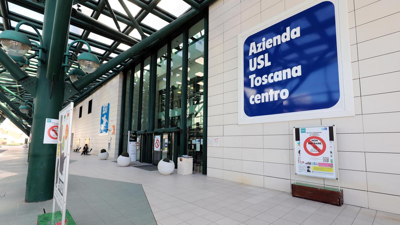 L'ingresso dell'ospedale San Giuseppe di Empoli
