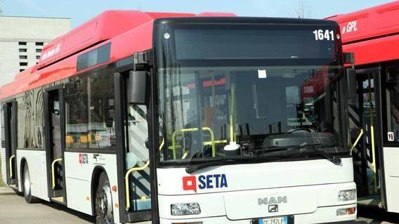 «A Reggio Emilia per la riapertura delle scuole servono 50 autobus in più»