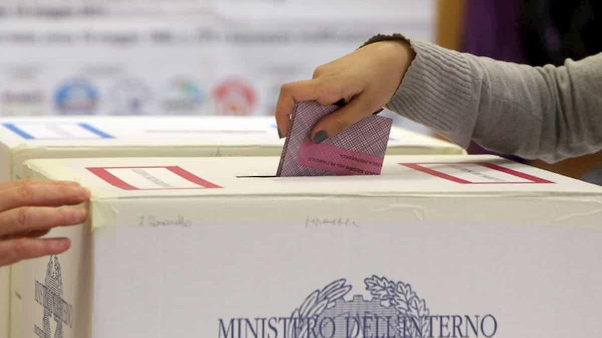 Elezioni a Viareggio: ecco l’ordine dei candidati nella scheda