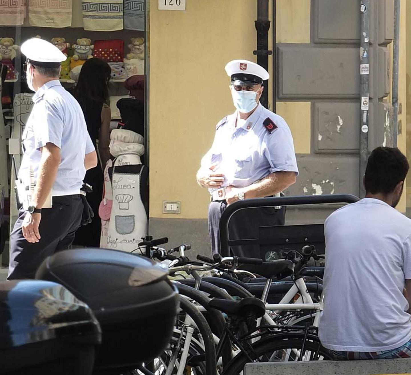 Dopo i furti e le molestie, pattuglie fisse nelle vie dei supermercati 